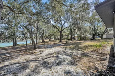 9043 SE 180th Ave, Ocklawaha, FL 32179 - Photo 28