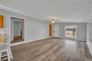 9043 SE 180th Ave, Ocklawaha, FL 32179 - Photo 8