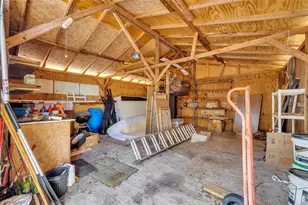 9043 SE 180th Ave, Ocklawaha, FL 32179 - Photo 34