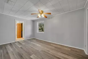 9043 SE 180th Ave, Ocklawaha, FL 32179 - Photo 18