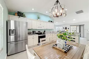 9430 SE 176th Saffold St, The Villages, FL 32162 - Photo 12