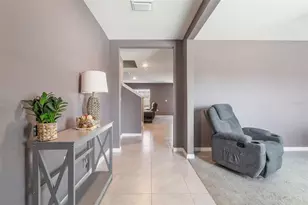 8595 Triumph Cir, Wildwood, FL 34785 - Photo 4