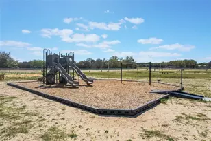 8595 Triumph Cir, Wildwood, FL 34785 - Photo 40