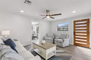 118 N Grandview St, Mount Dora, FL 32757 - Photo 8