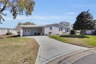 1625 Pinehurst Dr, Lady Lake, FL 32159 - Photo 1