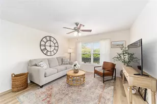 5076 Neptune Cir, Oxford, FL 34484 - Photo 8