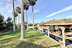 1813 Maine Ct, Tavares, FL 32778 - Photo 8