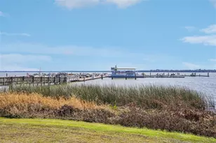 1100 E Caroline St, Tavares, FL 32778 - Photo 42