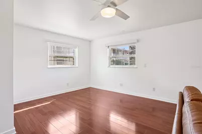 1100 E Caroline Street #106, Tavares, FL 32778 - Photo 6
