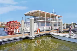 1100 E Caroline St, Tavares, FL 32778 - Photo 40