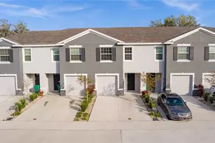 5322 Dragonfly Dr, Wildwood, FL 34785 - Photo 2