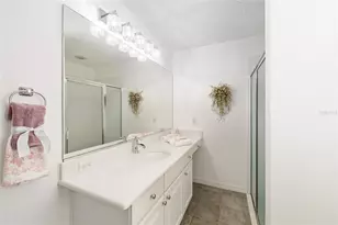 17640 SE 81st Timberwood Terrace, The Villages, FL 32162 - Photo 16