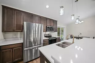 37402 Chicago Ave, Umatilla, FL 32784 - Photo 10