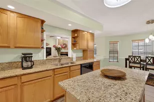 32239 Wolf Branch Ln, Sorrento, FL 32776 - Photo 14