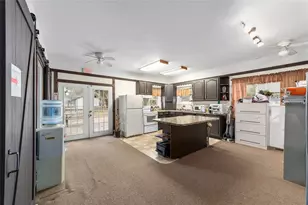 219 W McClendon St, Lady Lake, FL 32159 - Photo 28