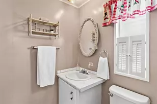 304 Ivanhoe Cir, Lady Lake, FL 32159 - Photo 24