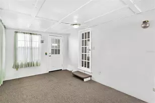 304 Ivanhoe Cir, Lady Lake, FL 32159 - Photo 32