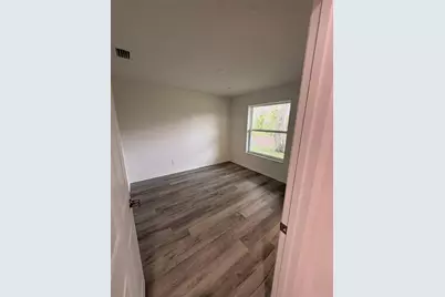 2527 6th Avenue Drive E, Bradenton, FL 34208 - Photo 6