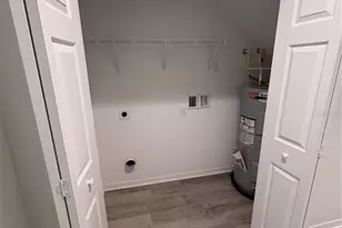 2527 6th Ave Dr E, Bradenton, FL 34208 - Photo 4