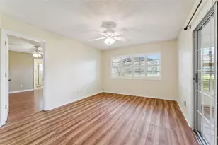 27217 Racquet Cir, Leesburg, FL 34748 - Photo 16