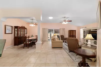 17802 SE 85th Ellerbe Avenue, The Villages, FL 32162 - Photo 10