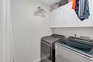 115 N St Clair St, Wildwood, FL 34785 - Photo 18