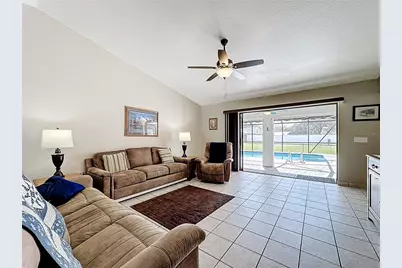 35234 Queens Way, Fruitland Park, FL 34731 - Photo 14