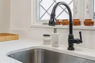 1304 Santa Rosa Ct, The Villages, FL 32159 - Photo 4