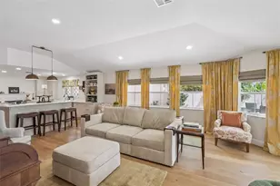 1304 Santa Rosa Ct, The Villages, FL 32159 - Photo 10