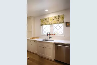 1304 Santa Rosa Court, The Villages, FL 32159 - Photo 6