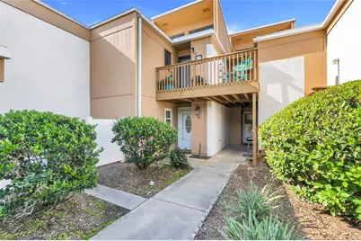 1051 S Highland Street #4B, Mount Dora, FL 32757 - Photo 1