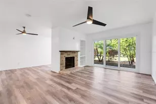 1051 S Highland St, Mount Dora, FL 32757 - Photo 4