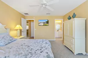 1301 Oak Forest Dr, The Villages, FL 32162 - Photo 16