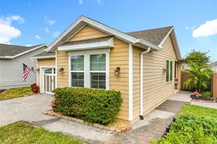 383 Alcove Dr, Groveland, FL 34736 - Photo 2