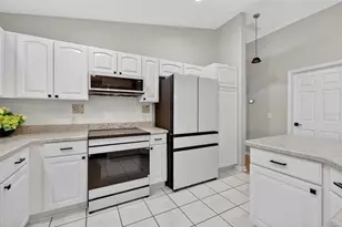 3360 Richmond Dr, The Villages, FL 32162 - Photo 6