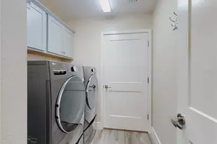 904 Maynard Path, The Villages, FL 32163 - Photo 22