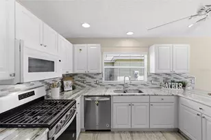 2415 Morven Park Way, The Villages, FL 32162 - Photo 4