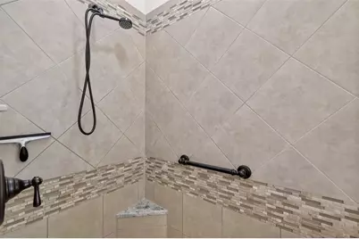 8124 Bridgeport Bay Circle, Mount Dora, FL 32757 - Photo 34