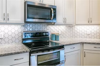 36452 Grand Island Oaks Circle, Grand Island, FL 32735 - Photo 14