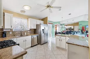 1611 Alhambra Way, The Villages, FL 32162 - Photo 8