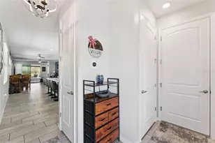 17422 Blazing Star Cir, Clermont, FL 34714 - Photo 4