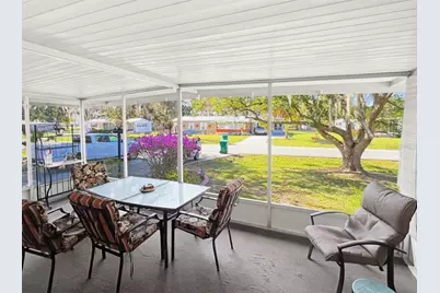 11 S Bobwhite Road, Wildwood, FL 34785 - Photo 8