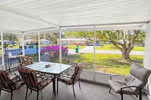 11 S Bobwhite Rd, Wildwood, FL 34785 - Photo 8