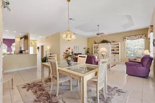 17648 SE 88th Covington Cir, The Villages, FL 32162 - Photo 16