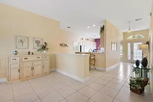 17648 SE 88th Covington Cir, The Villages, FL 32162 - Photo 8