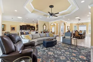 1365 Brier Creek Cir, The Villages, FL 32162 - Photo 12