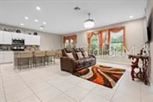 1212 NW Leonardo Cir, Port Saint Lucie, FL 34986 - Photo 10