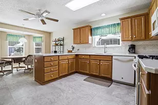 1404 Valparaiso St, The Villages, FL 32162 - Photo 10