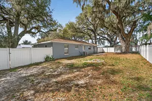 42210 W Lakeview Dr, Altoona, FL 32702 - Photo 32