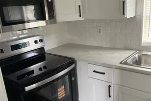 816 Beechwood Ave, Lady Lake, FL 32159 - Photo 8